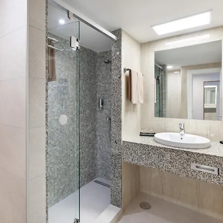 Riu Paraiso Lanzarote Hotel Puerto del Carmen (Lanzarote)